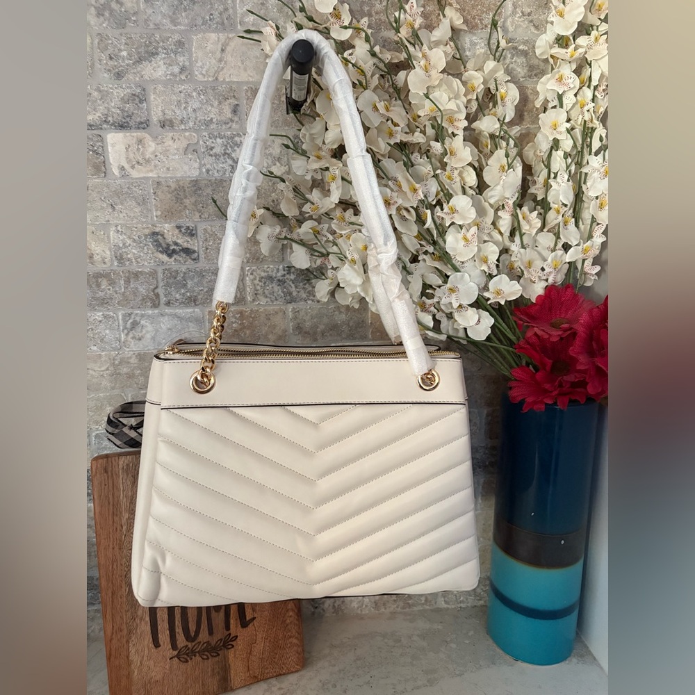 NWT Michael Kors Whitney ToteC - Picture 3 of 4